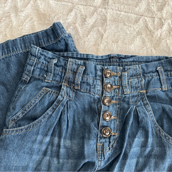 Maurices Wide Leg Jean - Size 4 - Picture 3 of 5